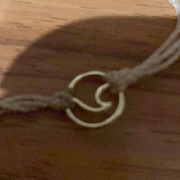 Pura Vida bracelet wave charm - Picture 2 of 3